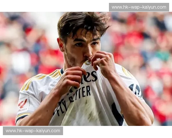 伯纳乌的白衣狂想曲与潘普洛纳的红魂逆袭:当皇马遇见奥萨苏纳 伯纳乌的白衣狂想曲与潘普洛纳的红魂逆袭:当皇马遇见奥萨苏纳